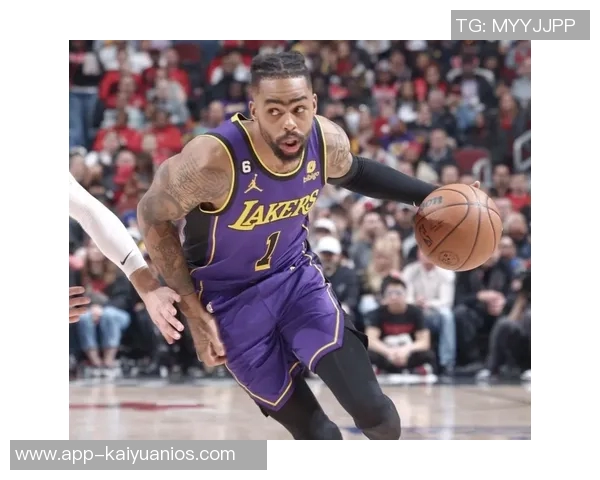 势如破竹的精彩瞬间弗拉格飞身大帽拉塞尔助攻浓眉空中暴扣 势如破竹的精彩瞬间弗拉格飞身大帽拉塞尔助攻浓眉空中暴扣